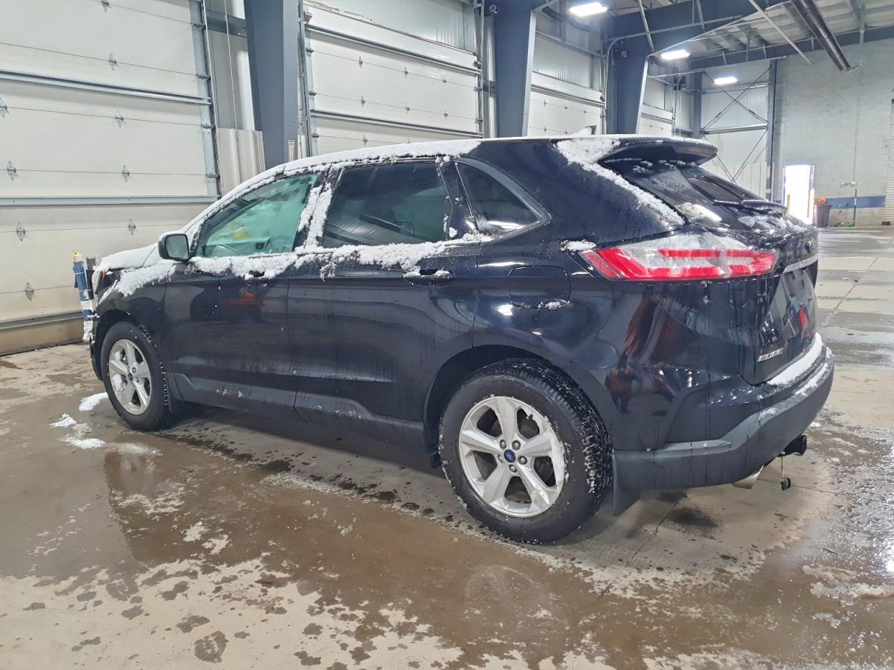 2020 FORD EDGE SE photo 2