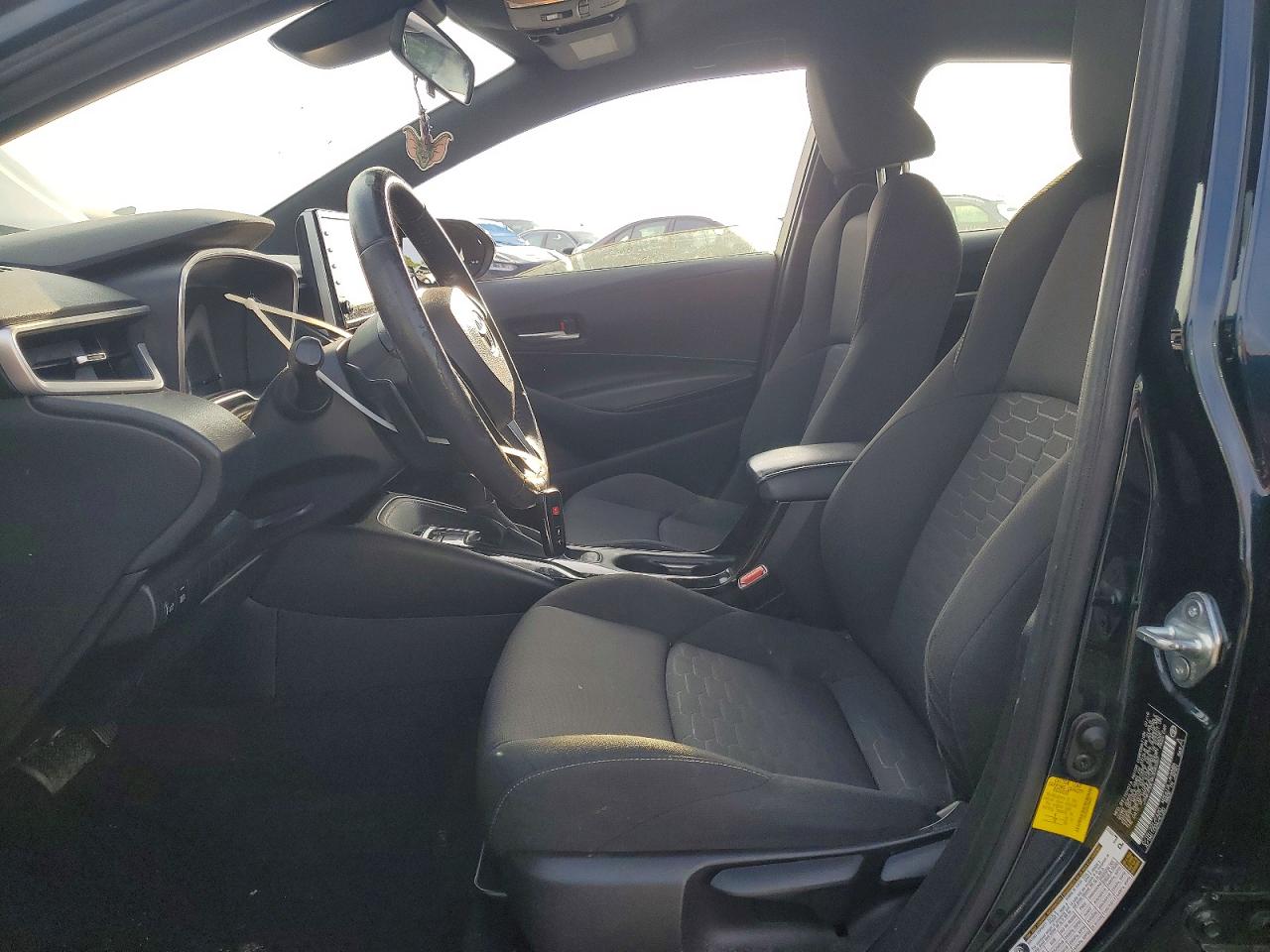 2019 TOYOTA COROLLA SE photo 7