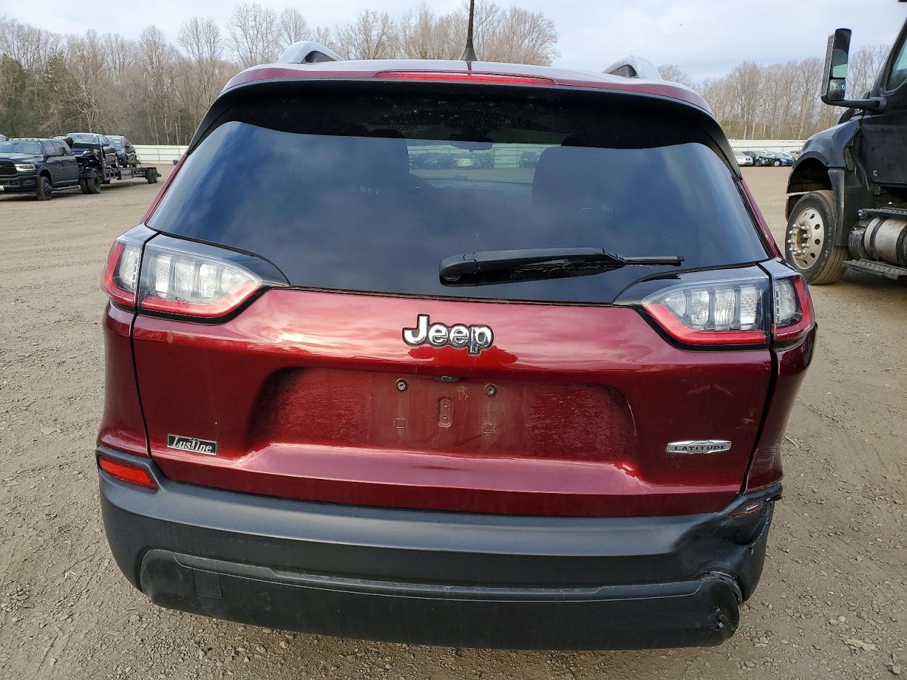 2021 JEEP CHEROKEE LATITUDE photo 6