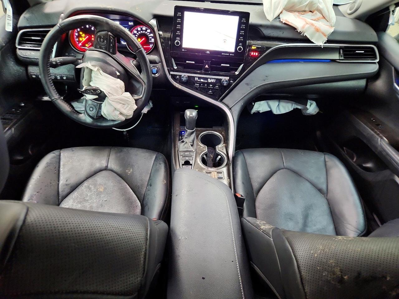 2024 TOYOTA CAMRY XSE photo 8