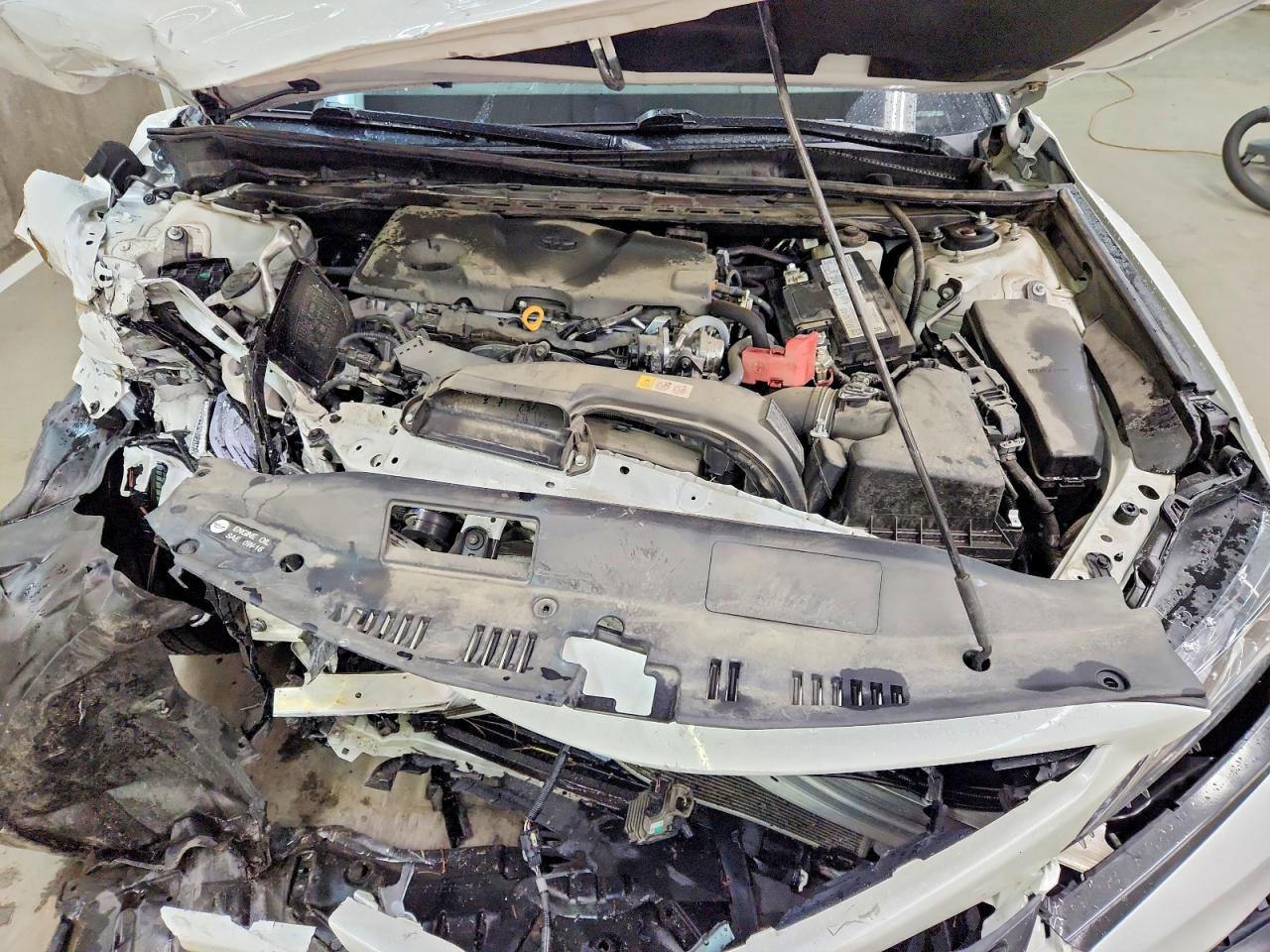 2024 TOYOTA CAMRY XSE photo 11