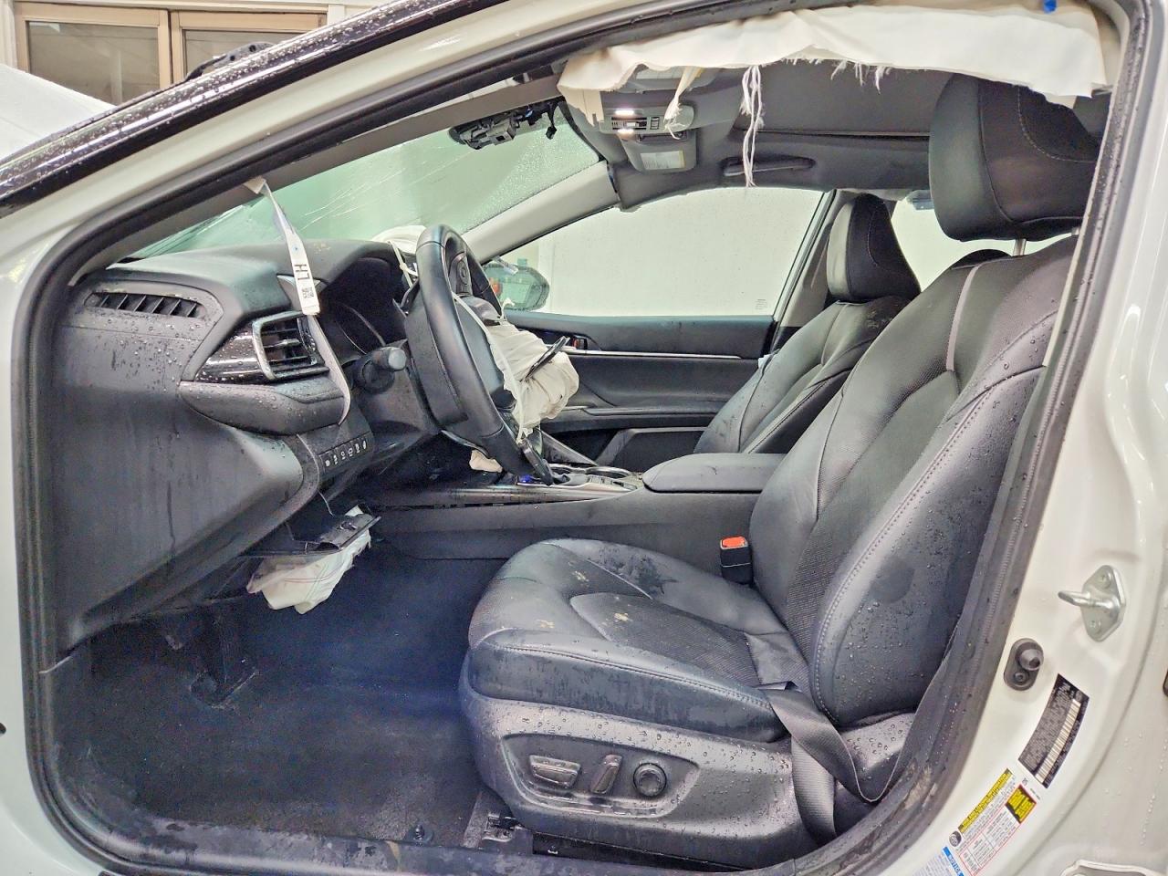 2024 TOYOTA CAMRY XSE photo 7