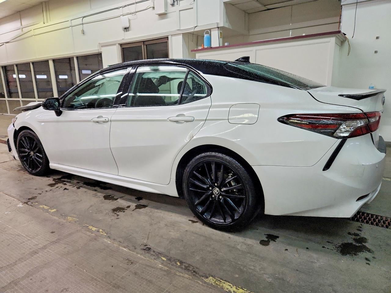 2024 TOYOTA CAMRY XSE photo 2