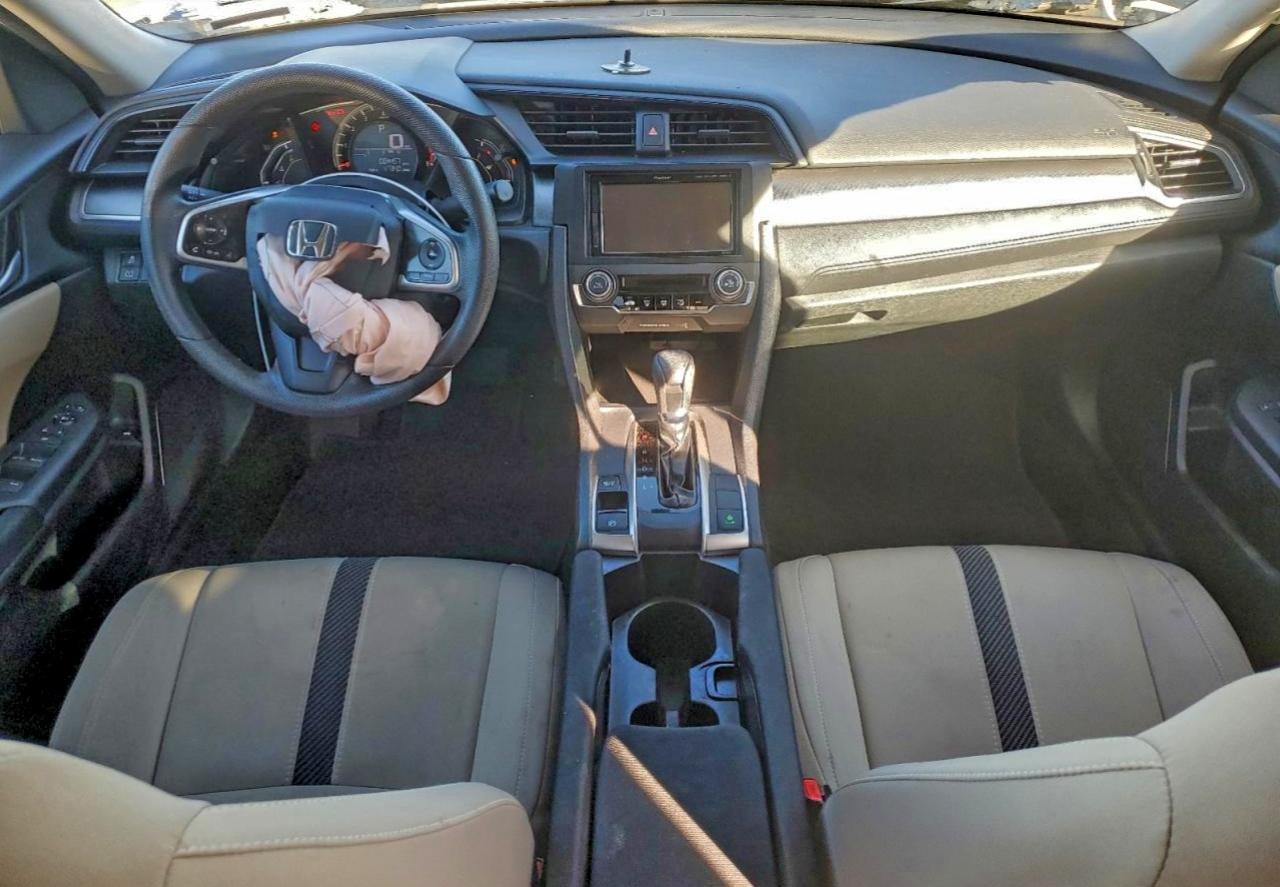 2017 HONDA CIVIC LX photo 8