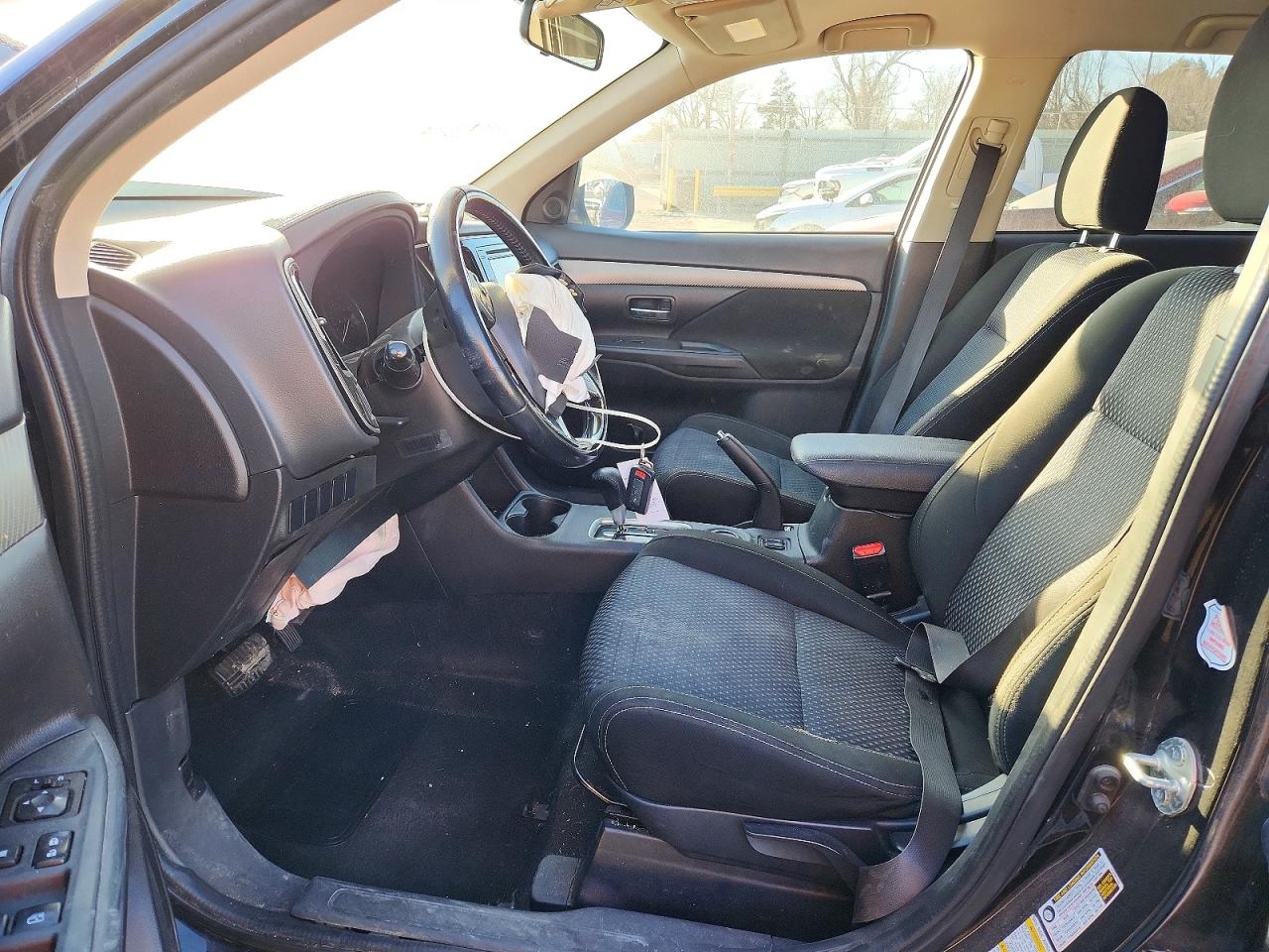2016 MITSUBISHI OUTLANDER SE photo 7