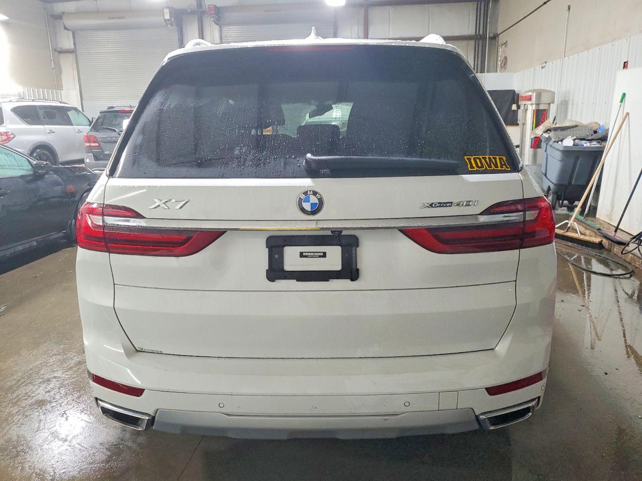 2022 BMW X7 XDRIVE40I photo 6