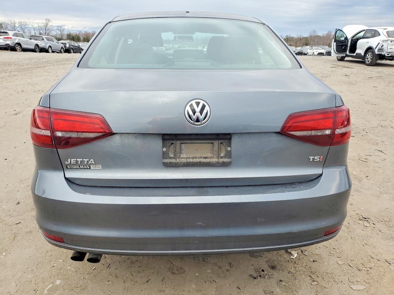 2016 VOLKSWAGEN JETTA S photo 6