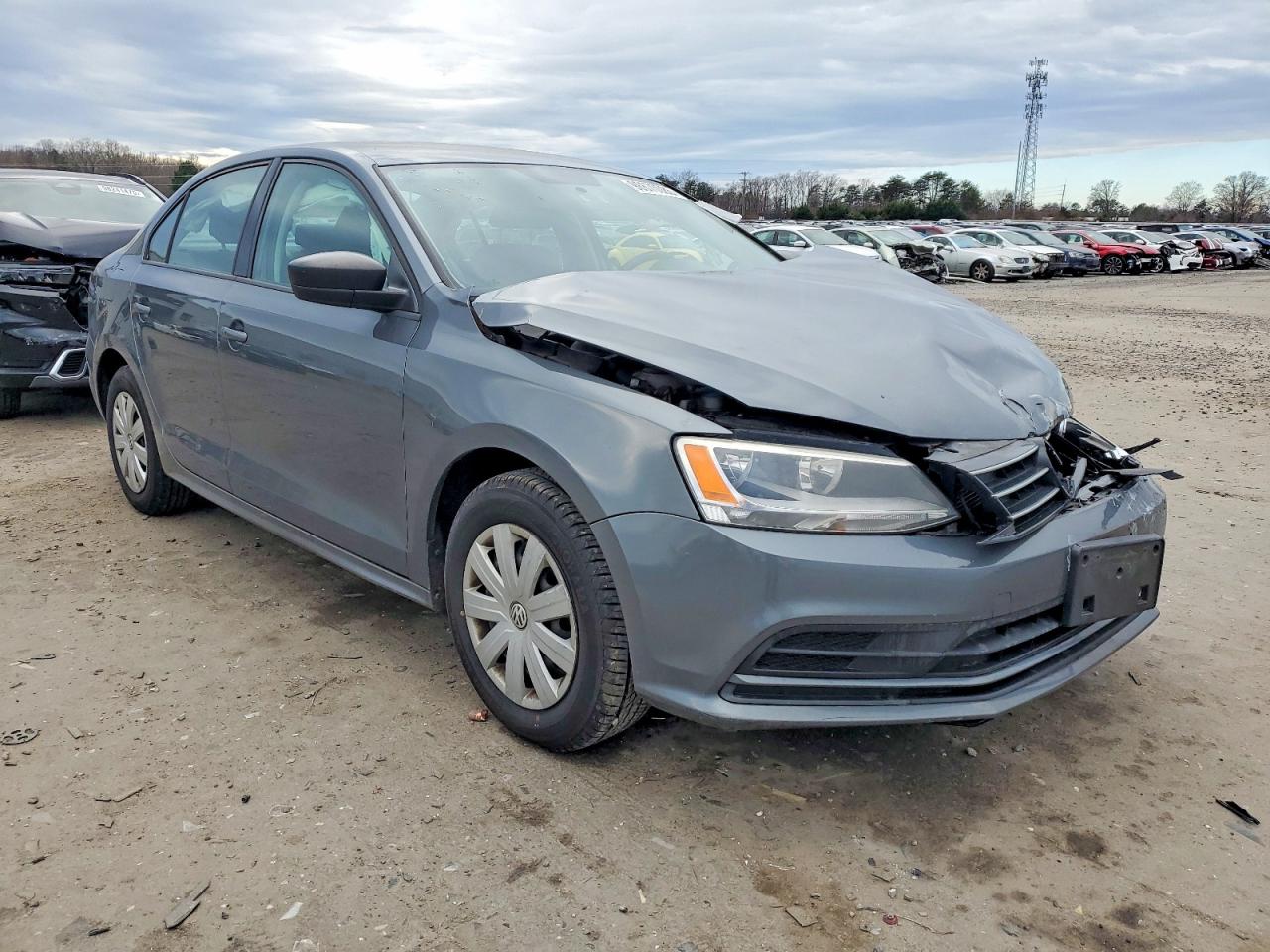2016 VOLKSWAGEN JETTA S photo 4