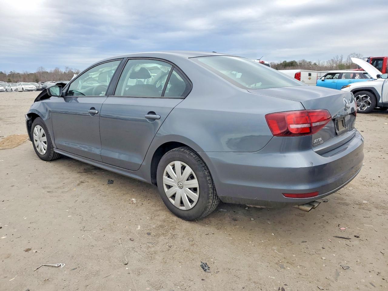 2016 VOLKSWAGEN JETTA S photo 2