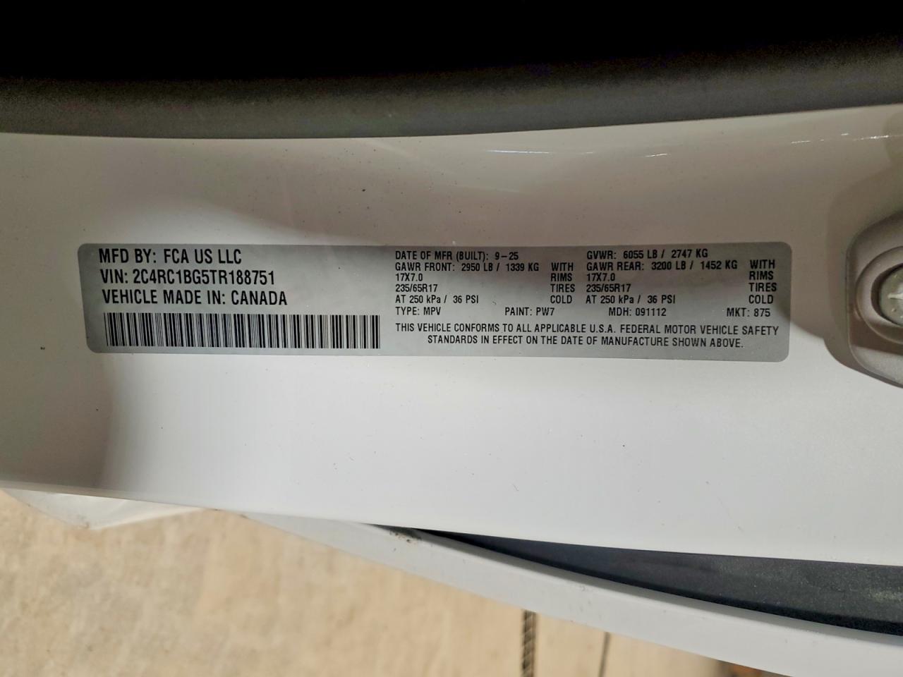 2026 CHRYSLER PACIFICA SELECT photo 13