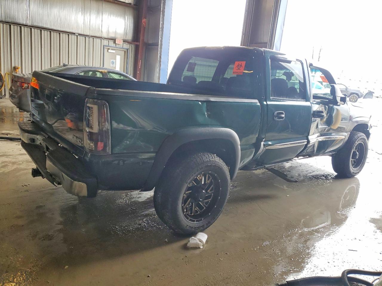 2006 GMC NEW SIERRA K1500 photo 3