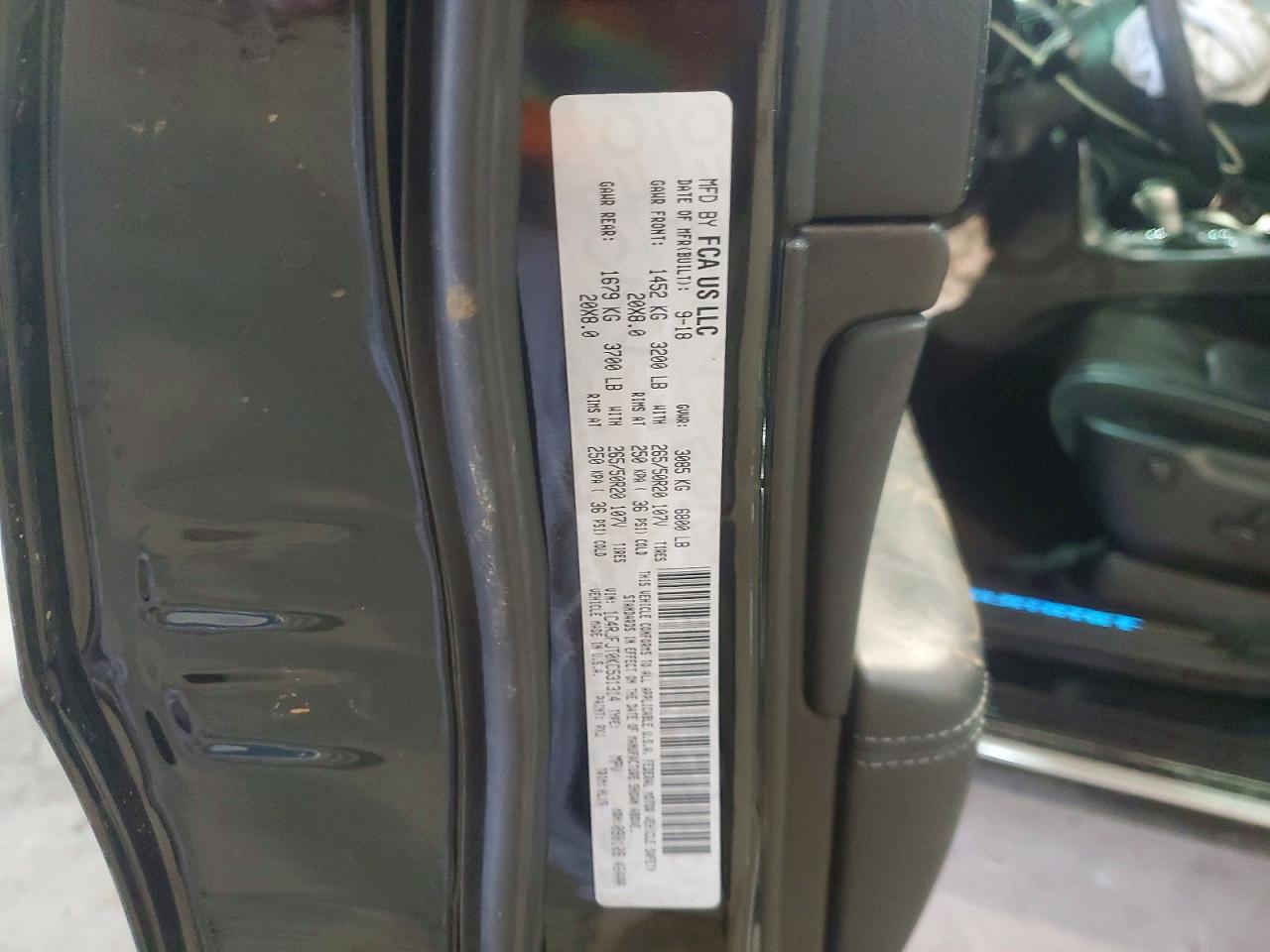 2019 JEEP GRAND CHEROKEE SUMMIT photo 14