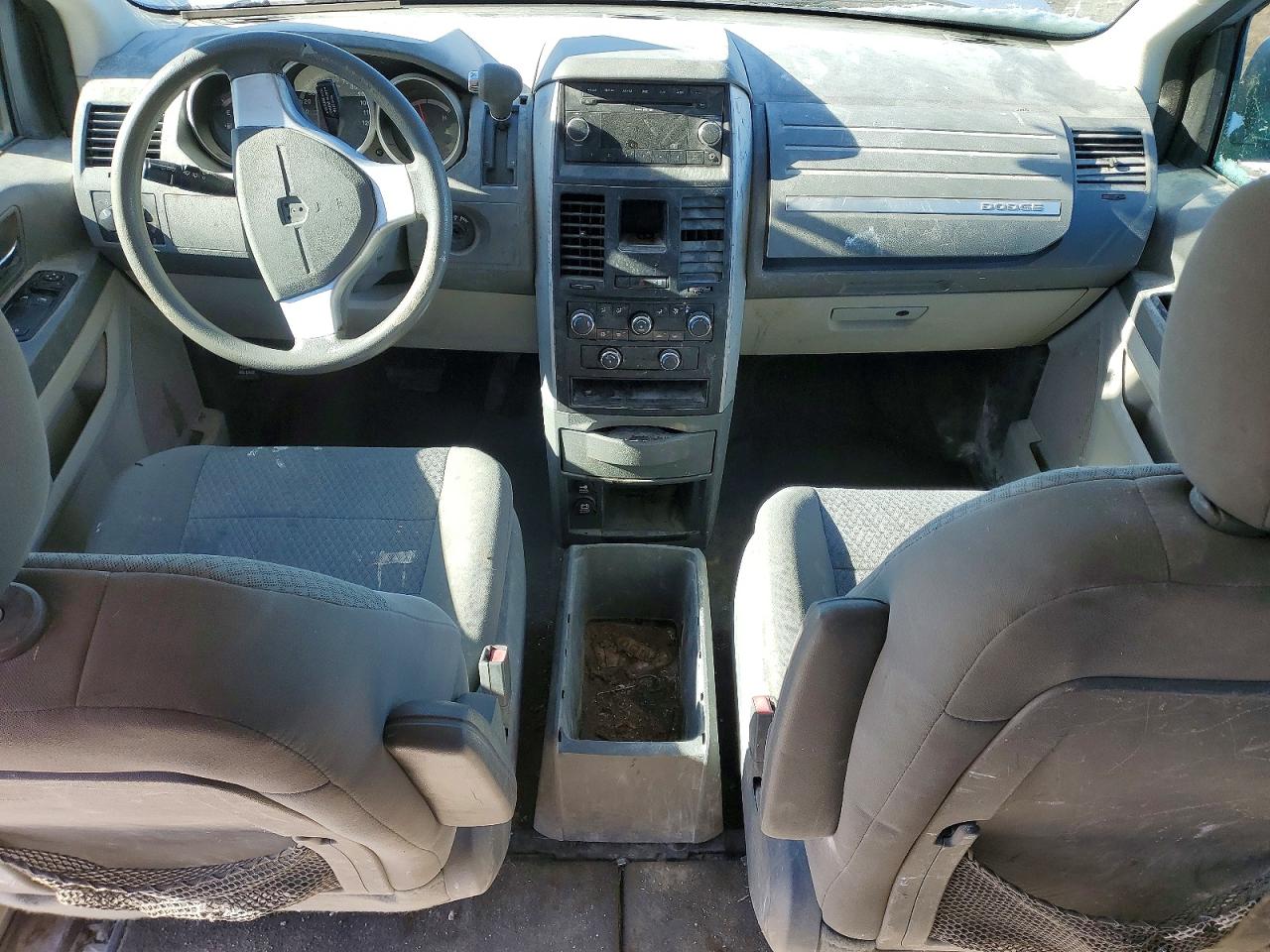 2010 DODGE GRAND CARAVAN SE photo 8