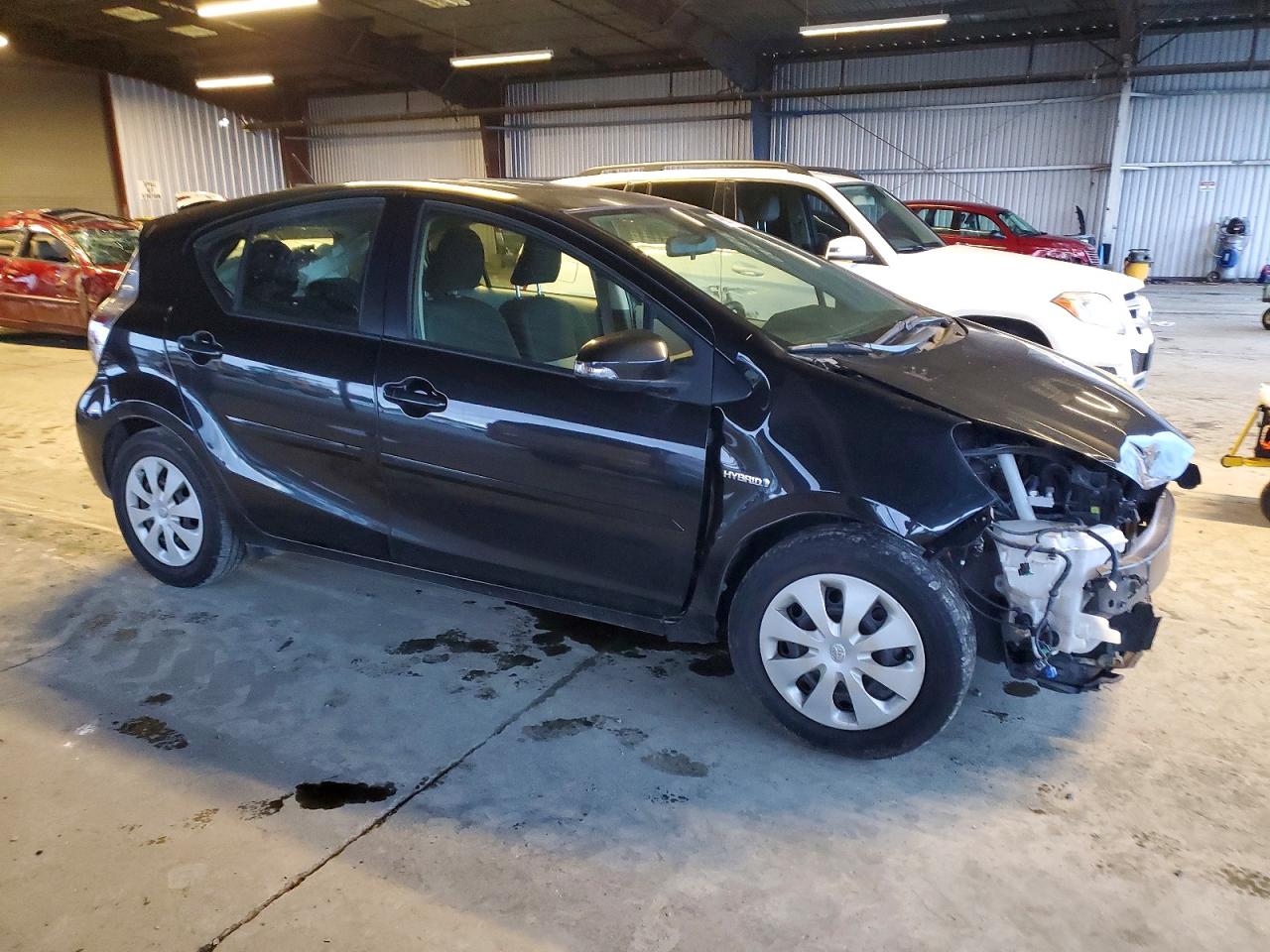 2012 TOYOTA PRIUS C photo 4