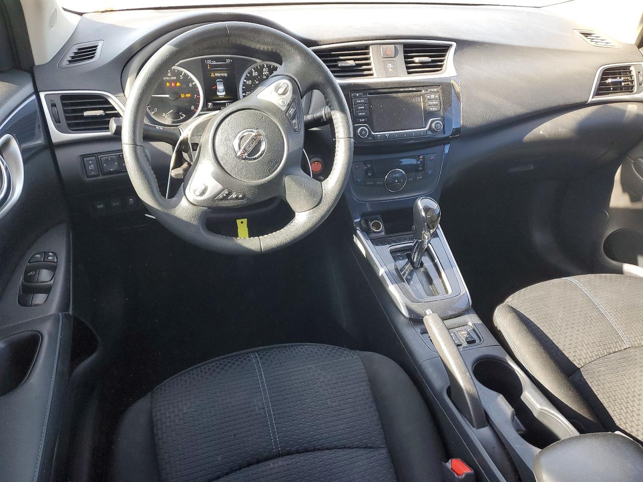 2018 NISSAN SENTRA S photo 8