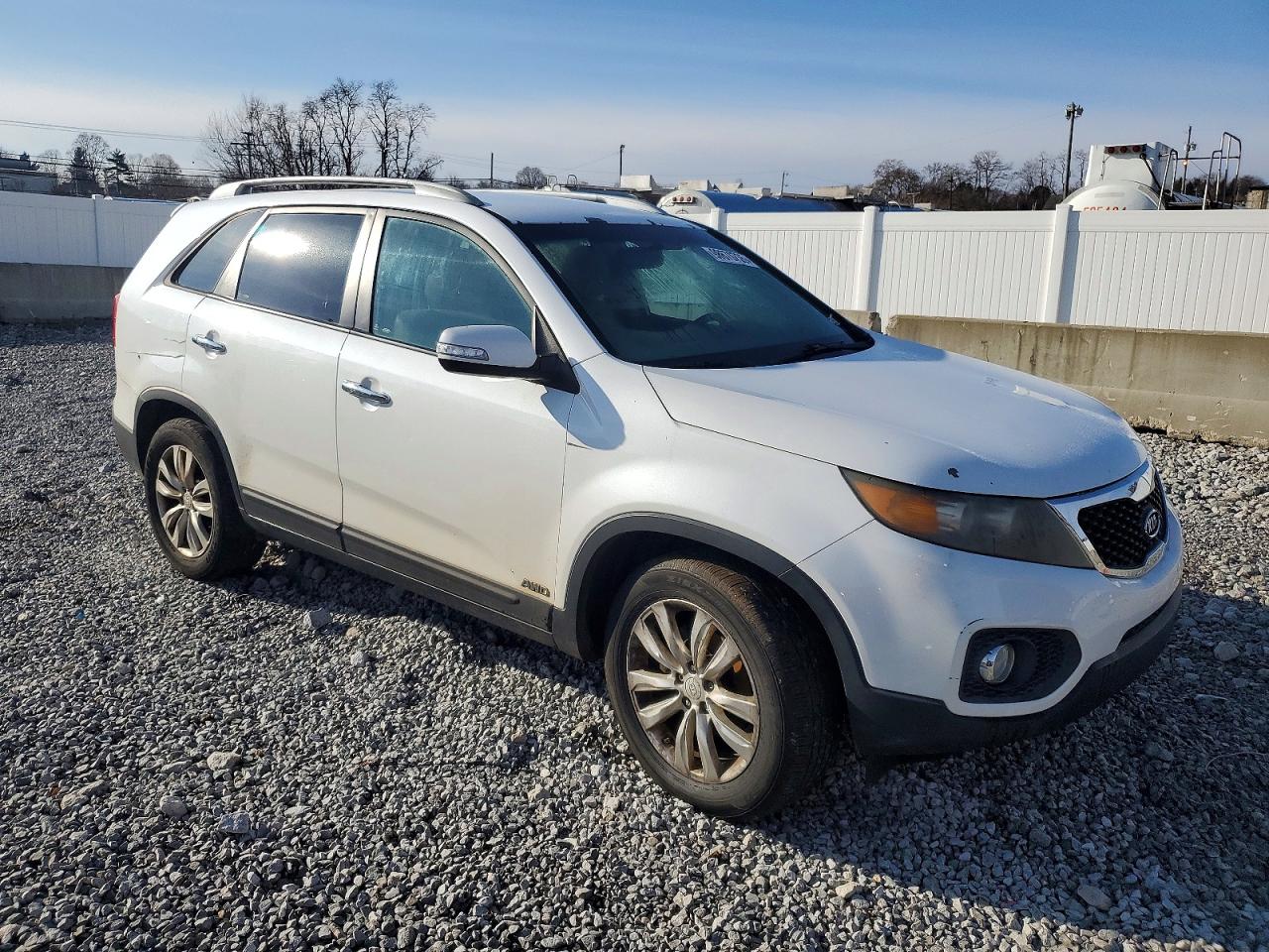 2011 KIA SORENTO EX photo 4