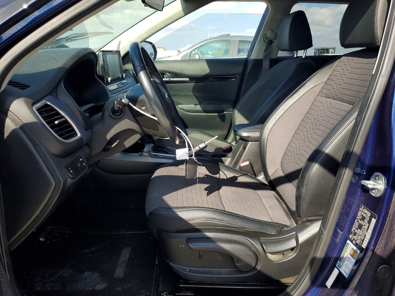 2021 KIA SELTOS S photo 7