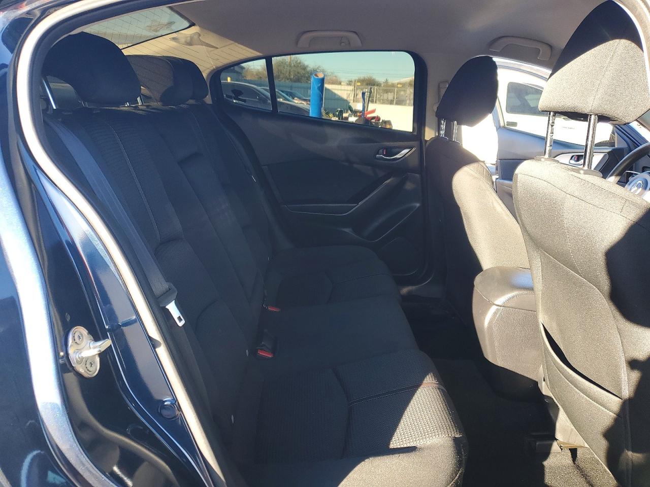 2018 MAZDA 3 SPORT photo 10