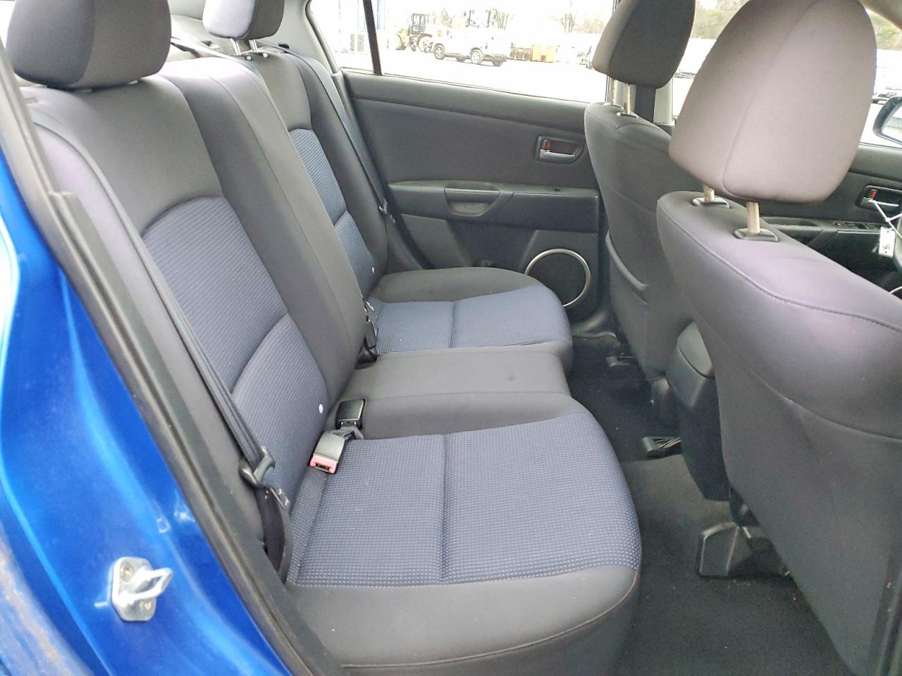 2004 MAZDA 3 S photo 10