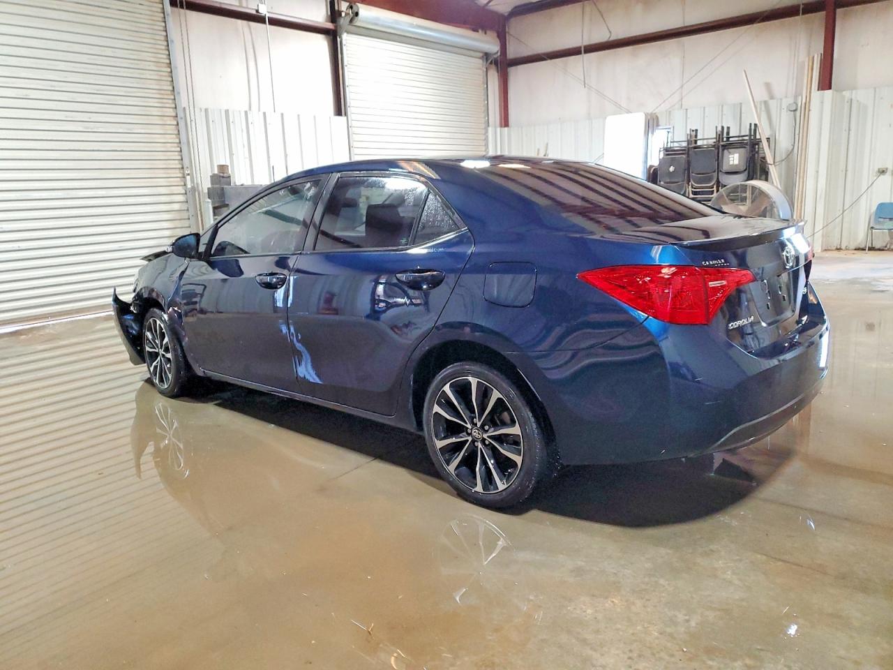2019 TOYOTA COROLLA L photo 2
