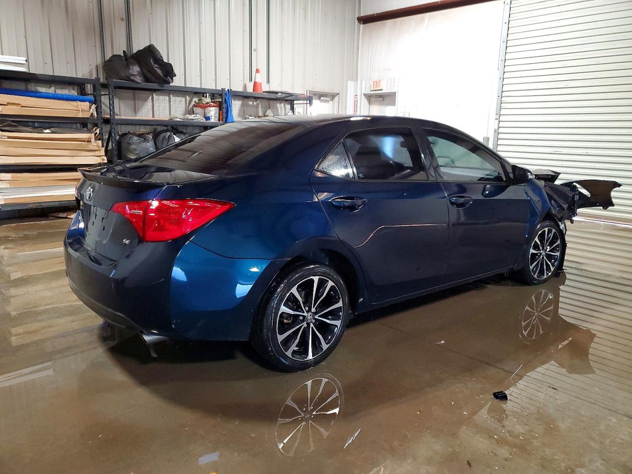 2019 TOYOTA COROLLA L photo 3