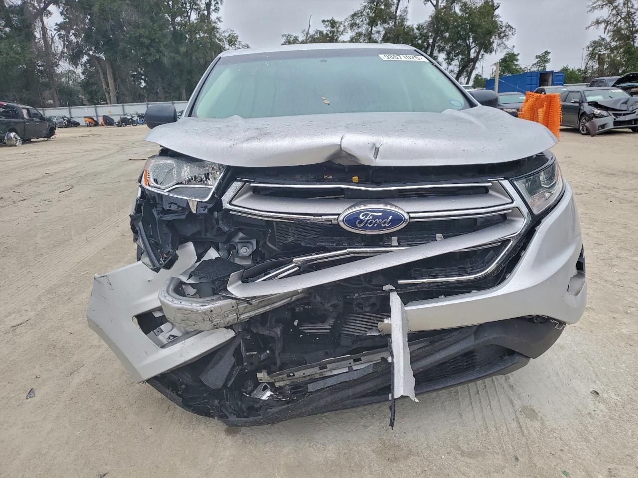 2017 FORD EDGE SE photo 13