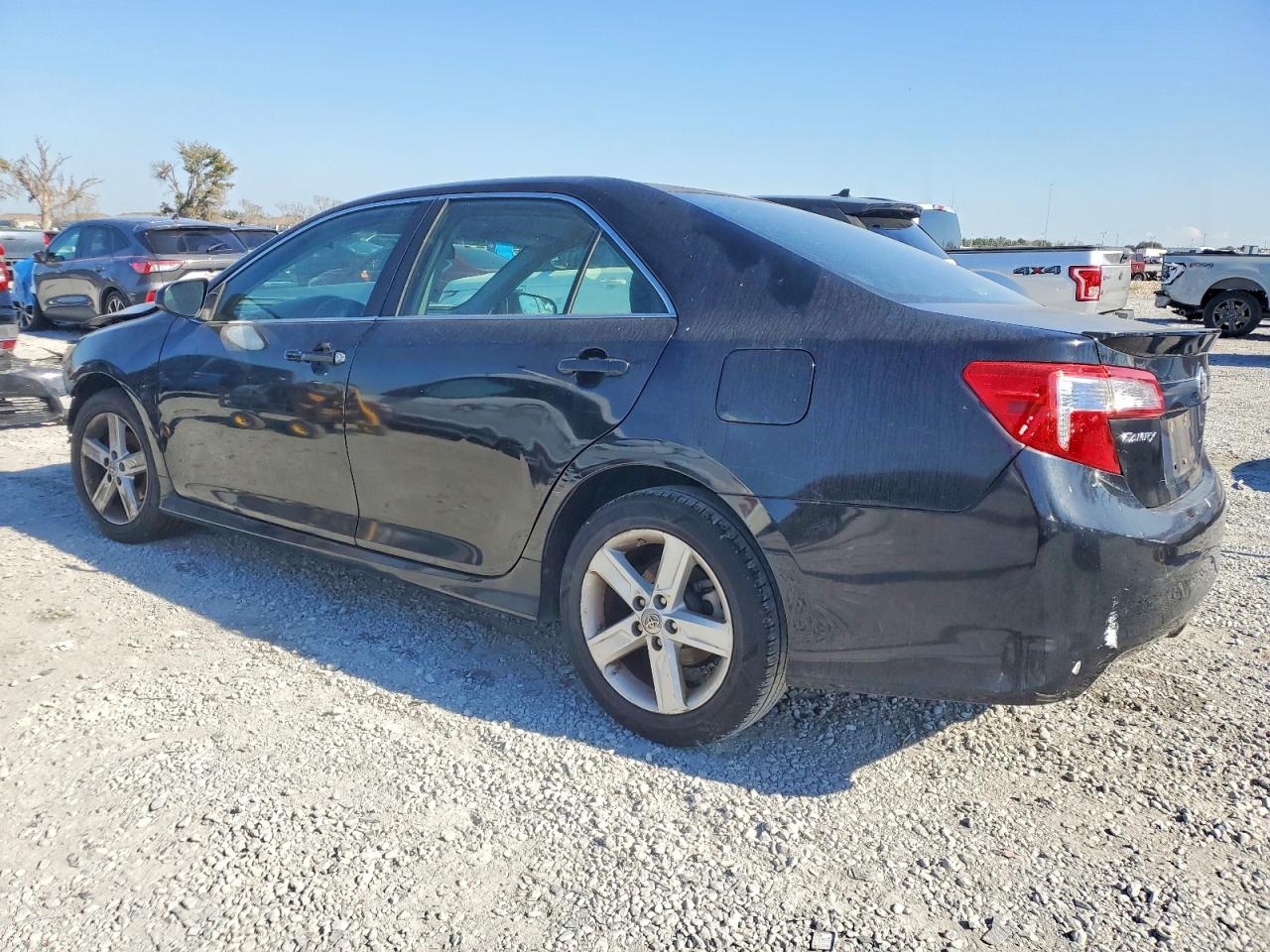 2012 TOYOTA CAMRY BASE photo 2