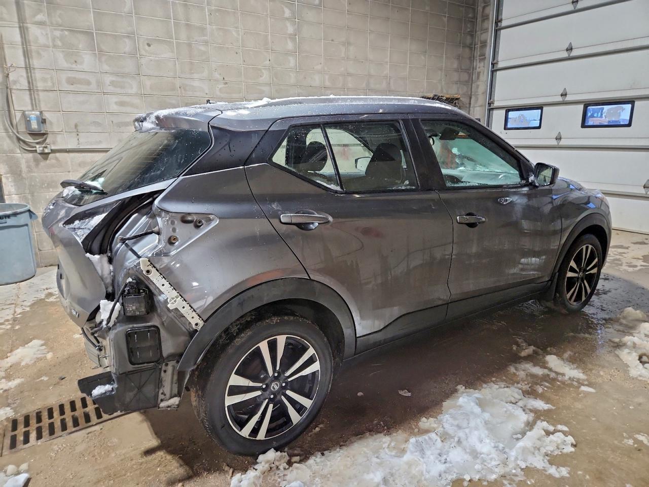 2020 NISSAN KICKS SV photo 3