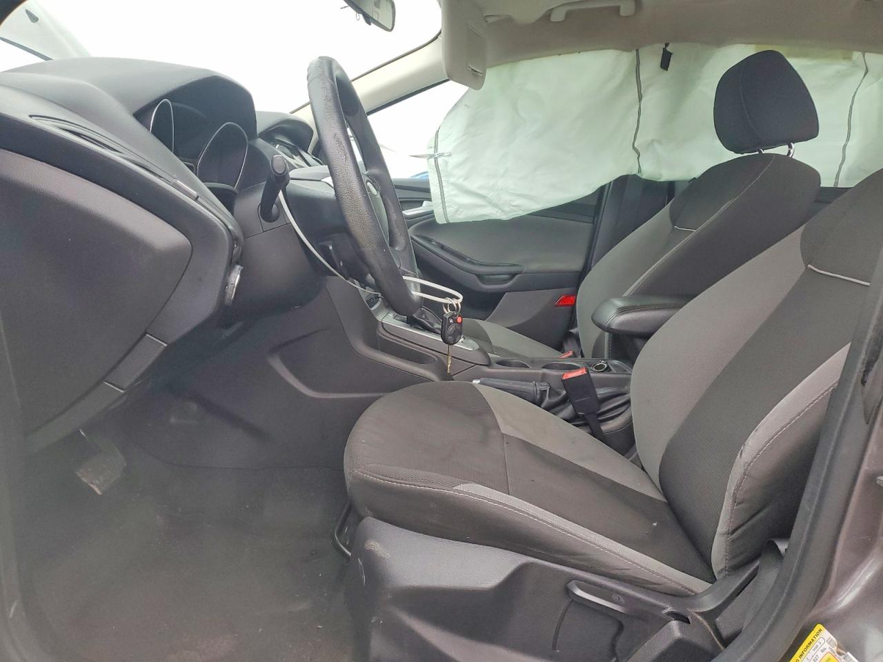 2014 FORD FOCUS SE photo 7
