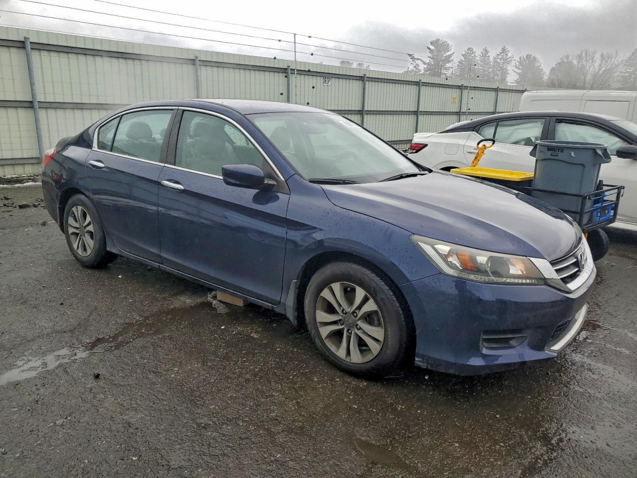 2015 HONDA ACCORD LX photo 4