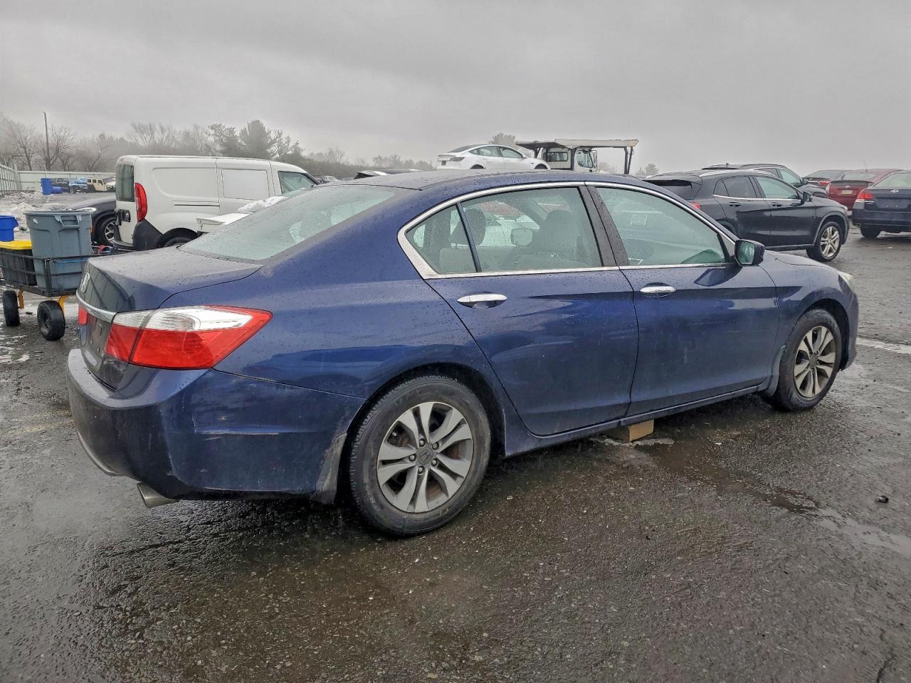 2015 HONDA ACCORD LX photo 3