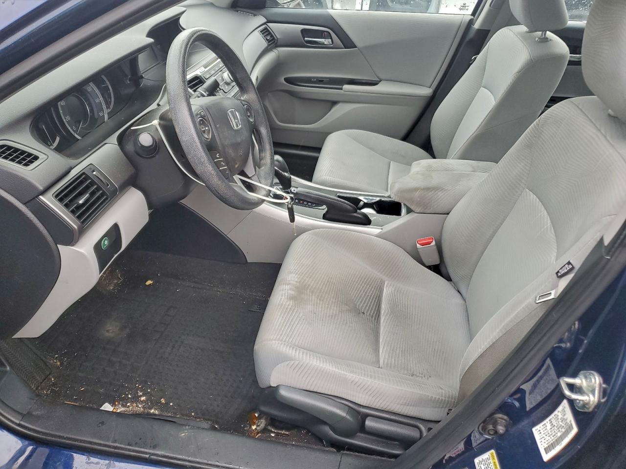 2015 HONDA ACCORD LX photo 7