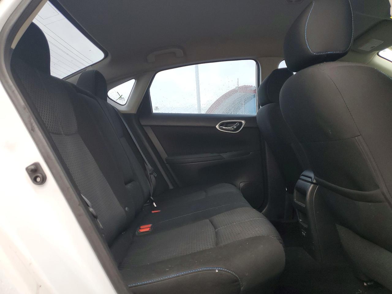2019 NISSAN SENTRA S photo 19