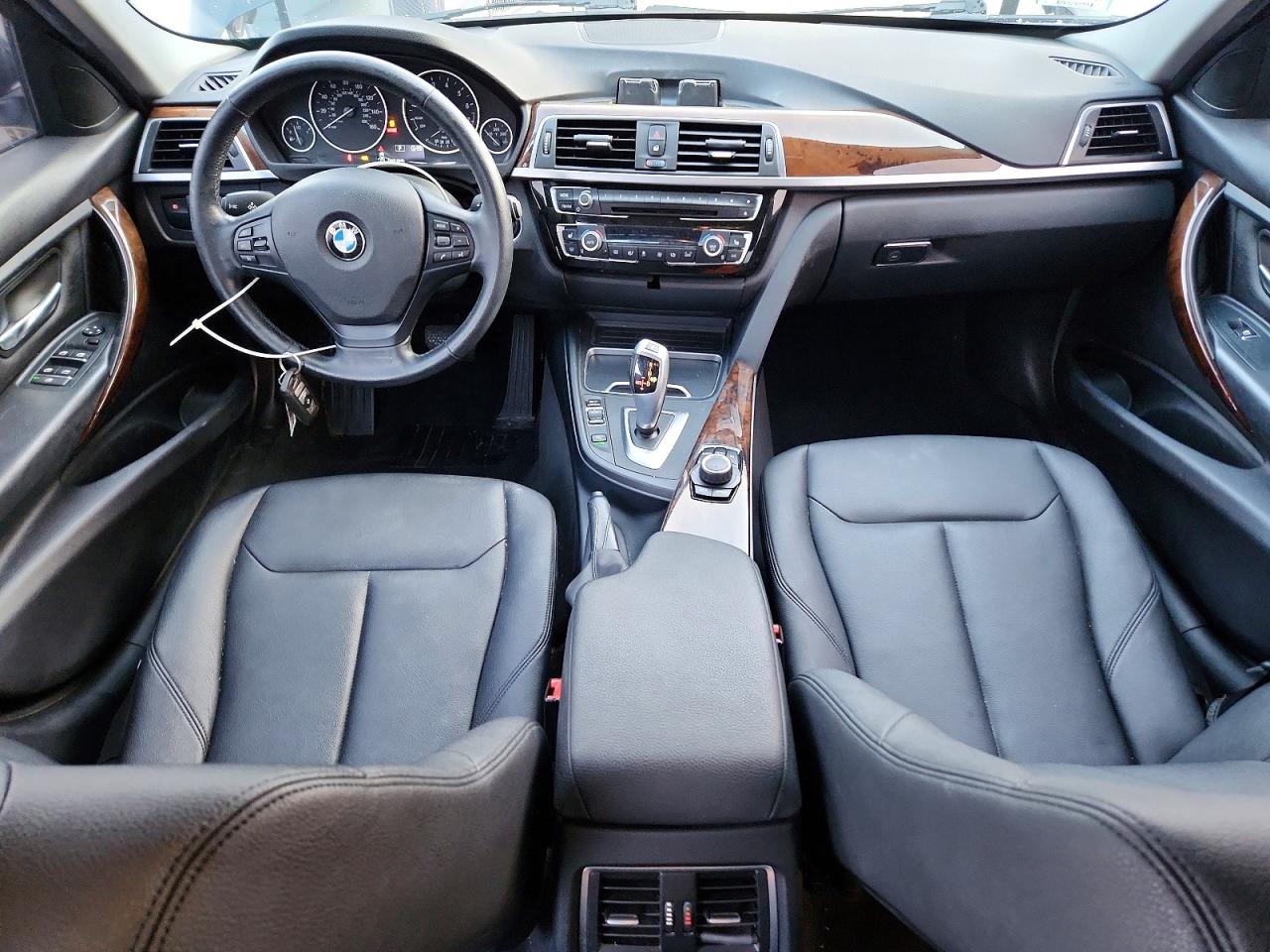 2016 BMW 320 XI photo 8