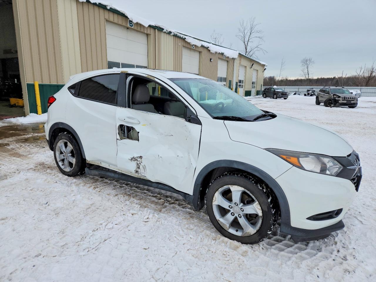 2016 HONDA HR-V EX photo 3