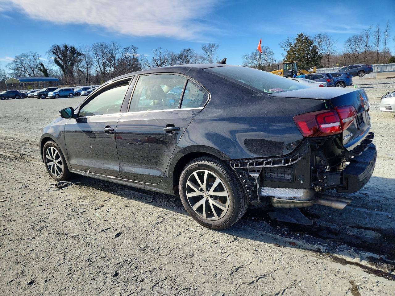 2017 VOLKSWAGEN JETTA SE photo 2