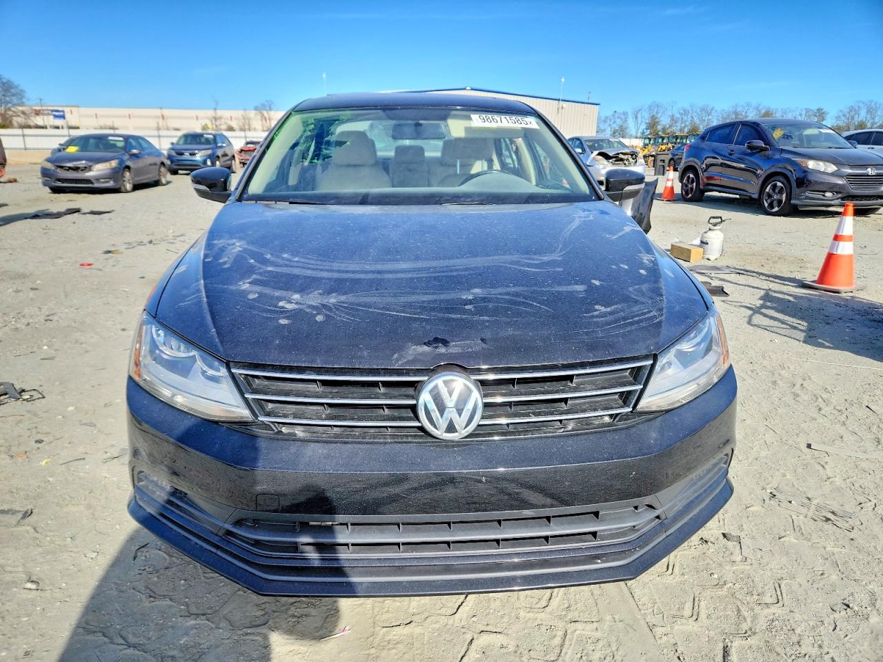 2017 VOLKSWAGEN JETTA SE photo 5