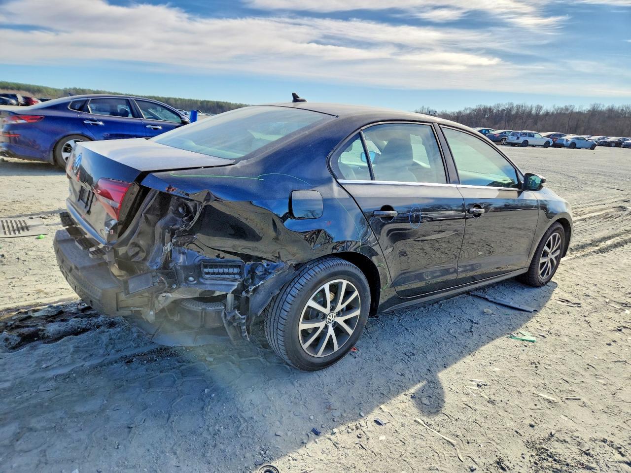2017 VOLKSWAGEN JETTA SE photo 3