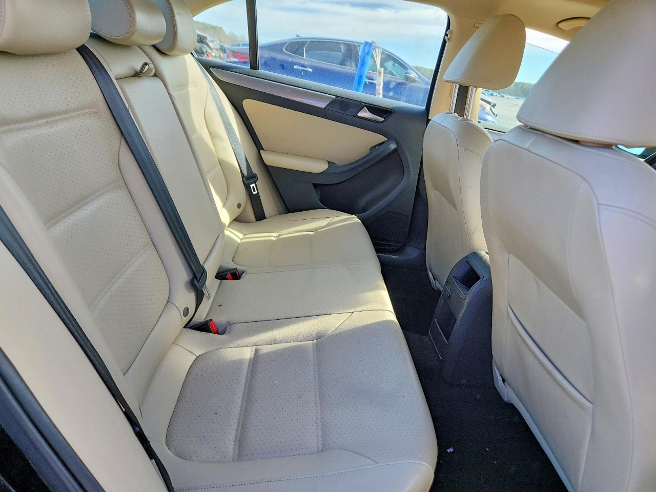2017 VOLKSWAGEN JETTA SE photo 10