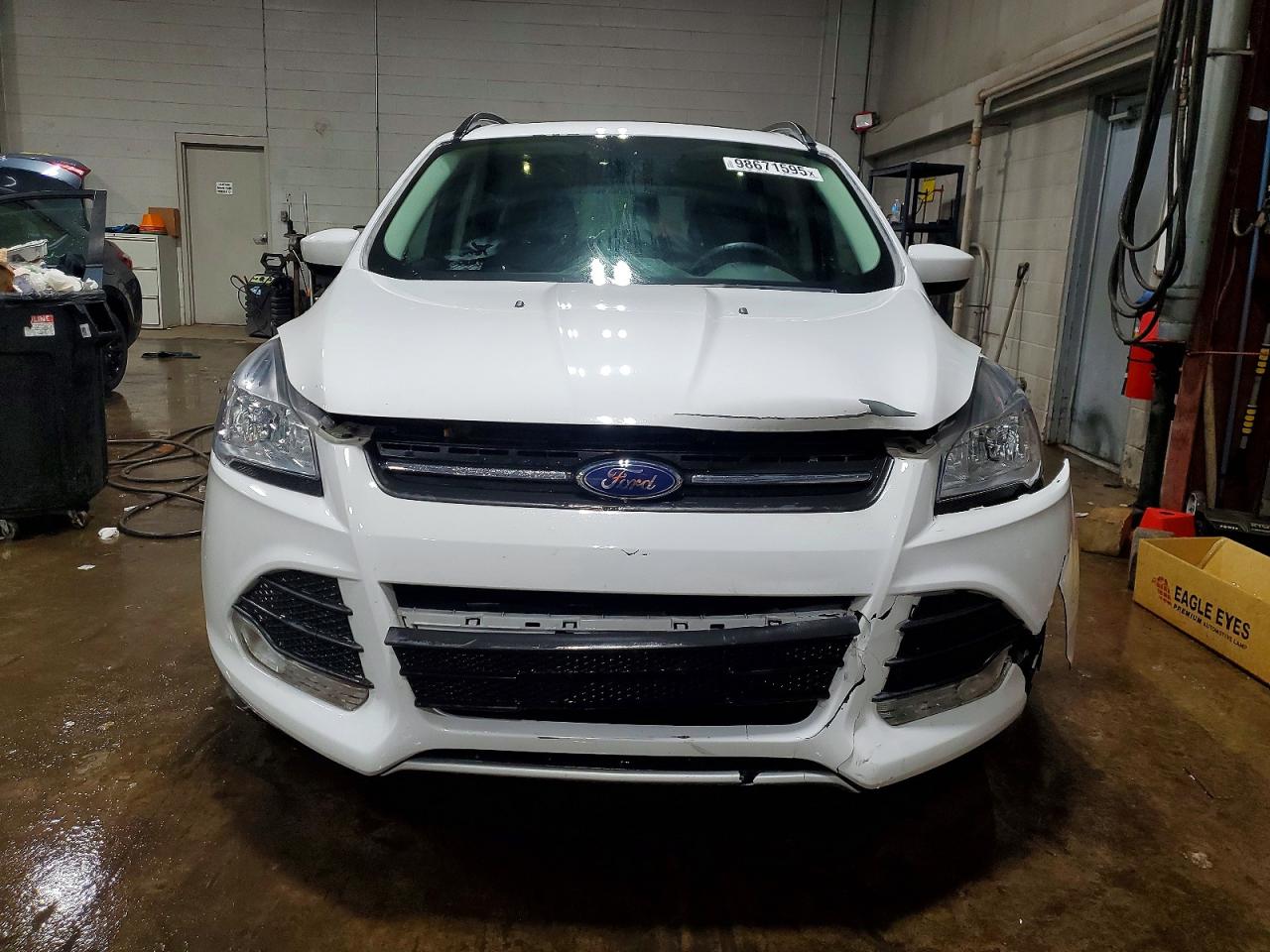 2016 FORD ESCAPE SE photo 9