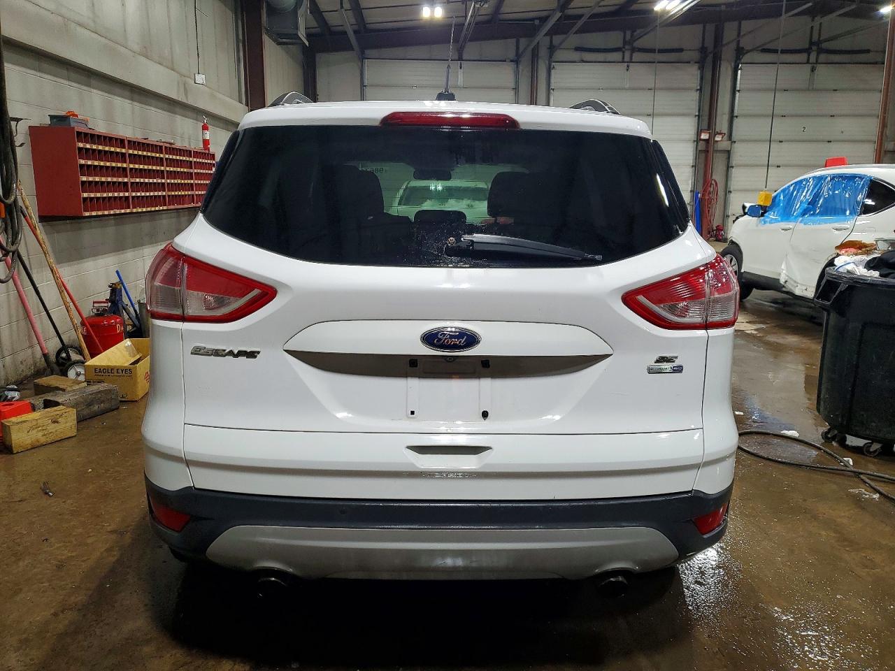 2016 FORD ESCAPE SE photo 11