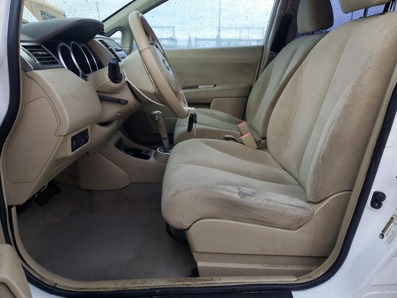 2012 NISSAN VERSA S photo 13