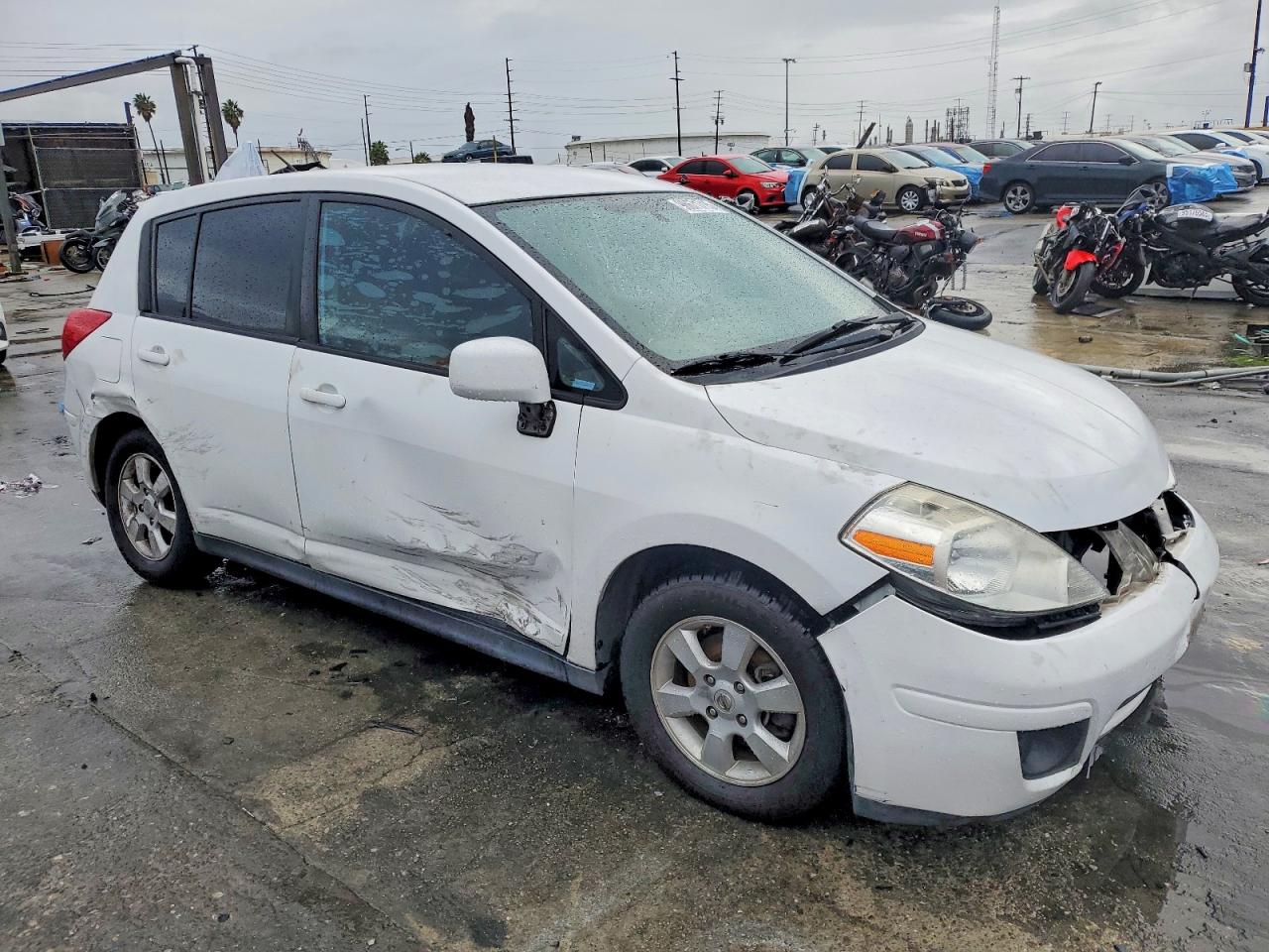 2012 NISSAN VERSA S photo 7