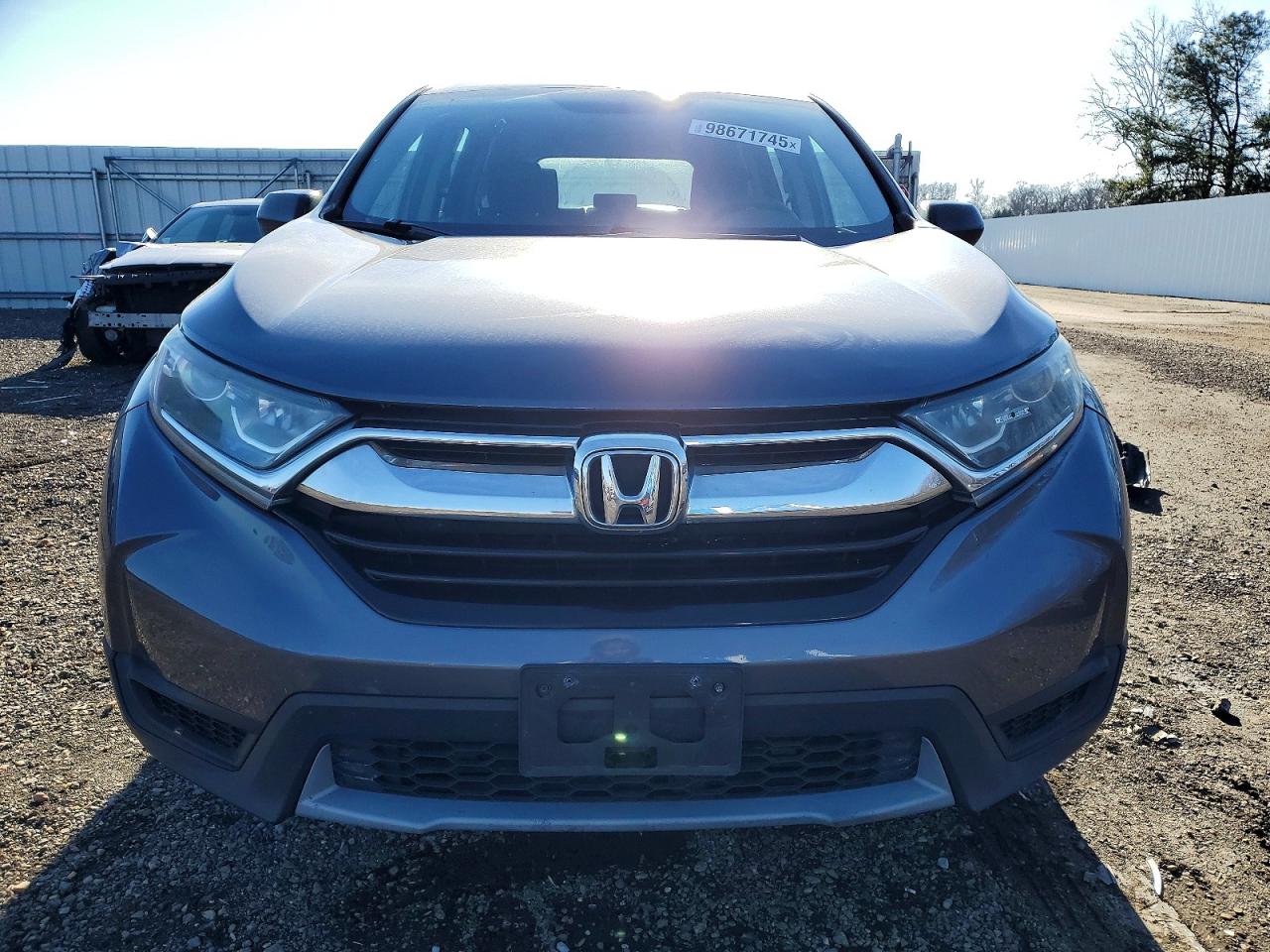 2018 HONDA CR-V LX photo 5