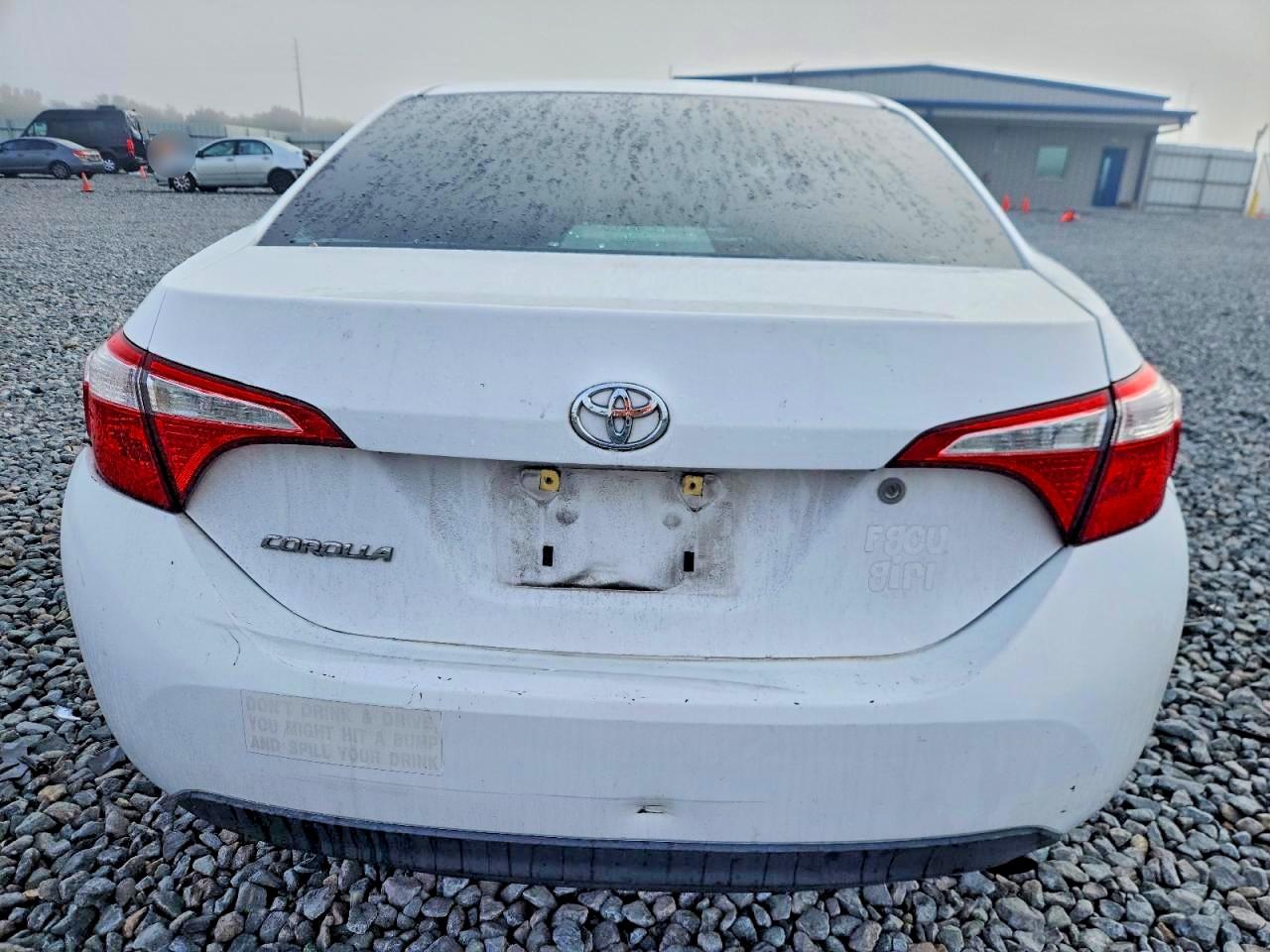 2015 TOYOTA COROLLA L photo 11