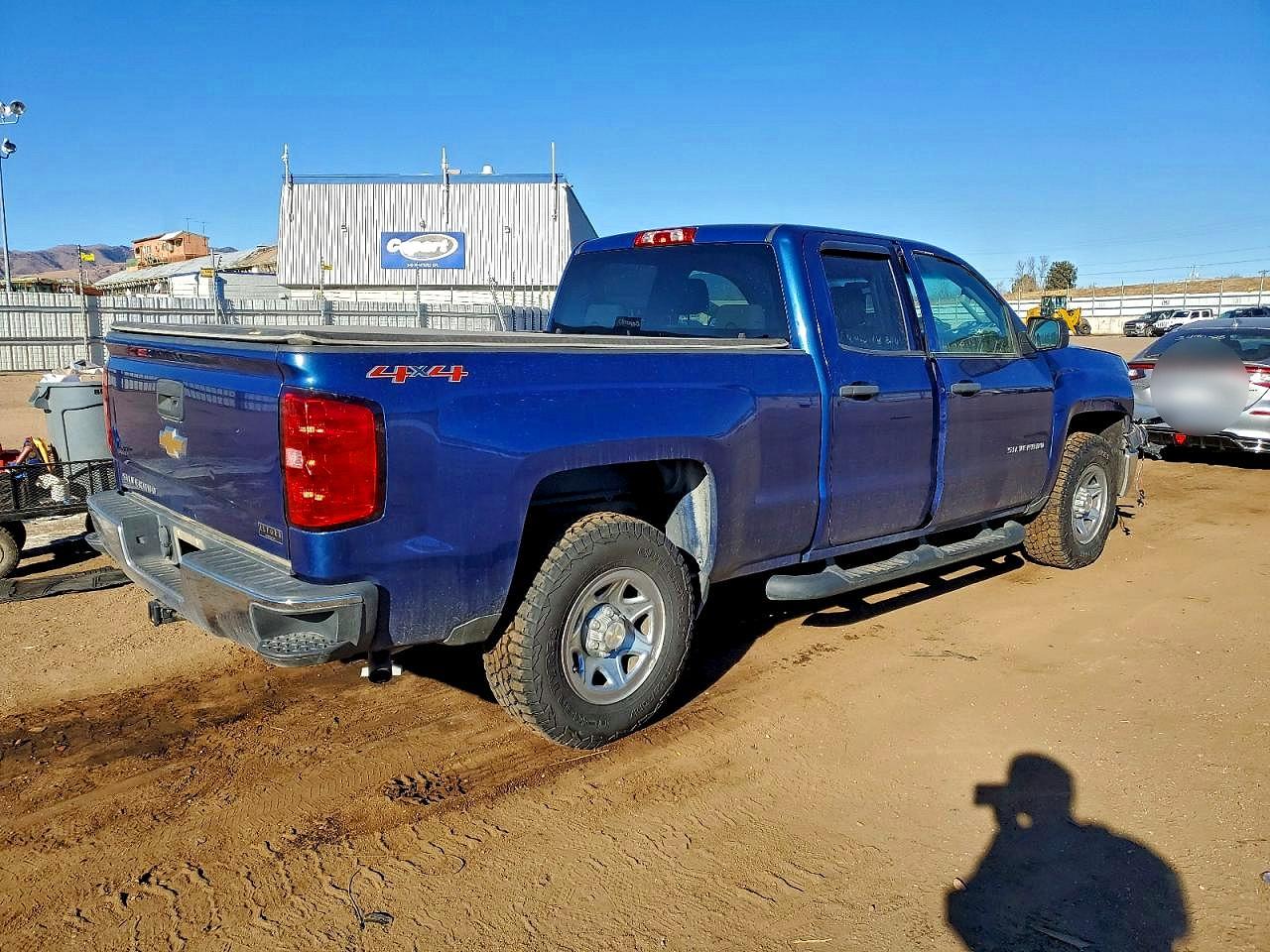 2015 CHEVROLET SILVERADO K1500 photo 3