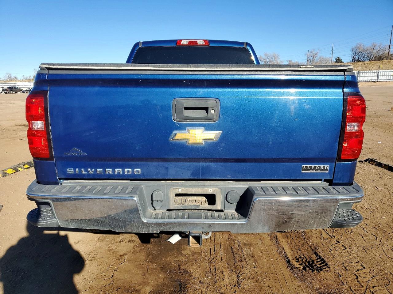 2015 CHEVROLET SILVERADO K1500 photo 6