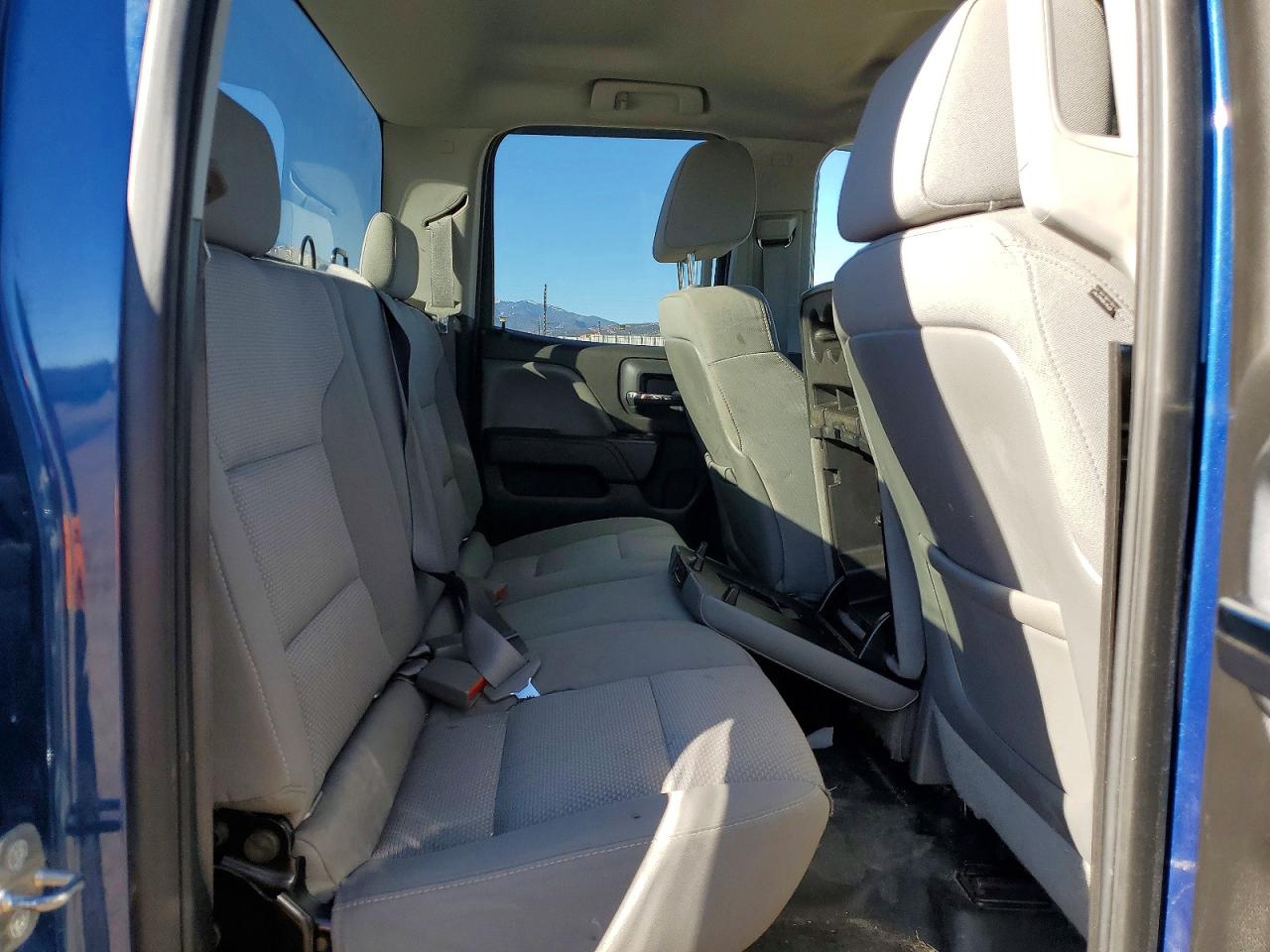 2015 CHEVROLET SILVERADO K1500 photo 10