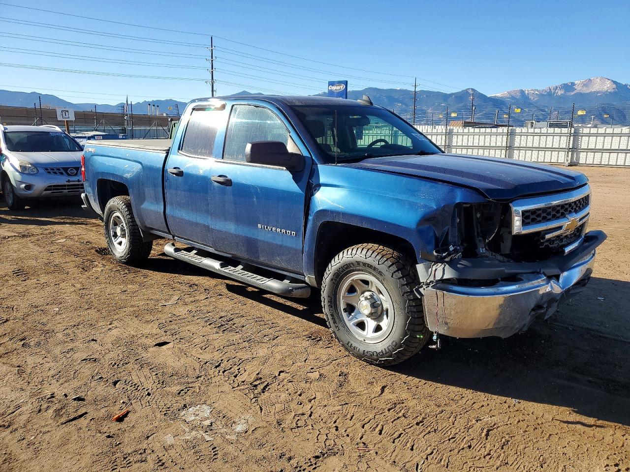 2015 CHEVROLET SILVERADO K1500 photo 4