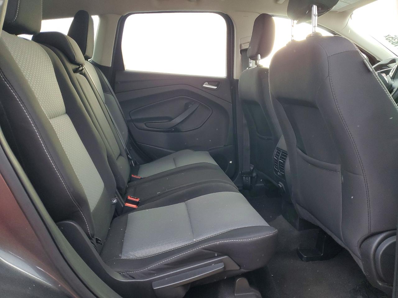 2019 FORD ESCAPE SE photo 10